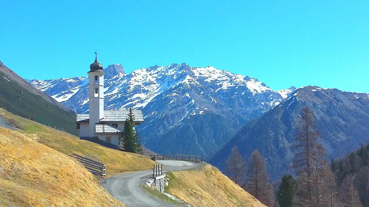 Residence Bait Da Mott Livigno Kültér fotó