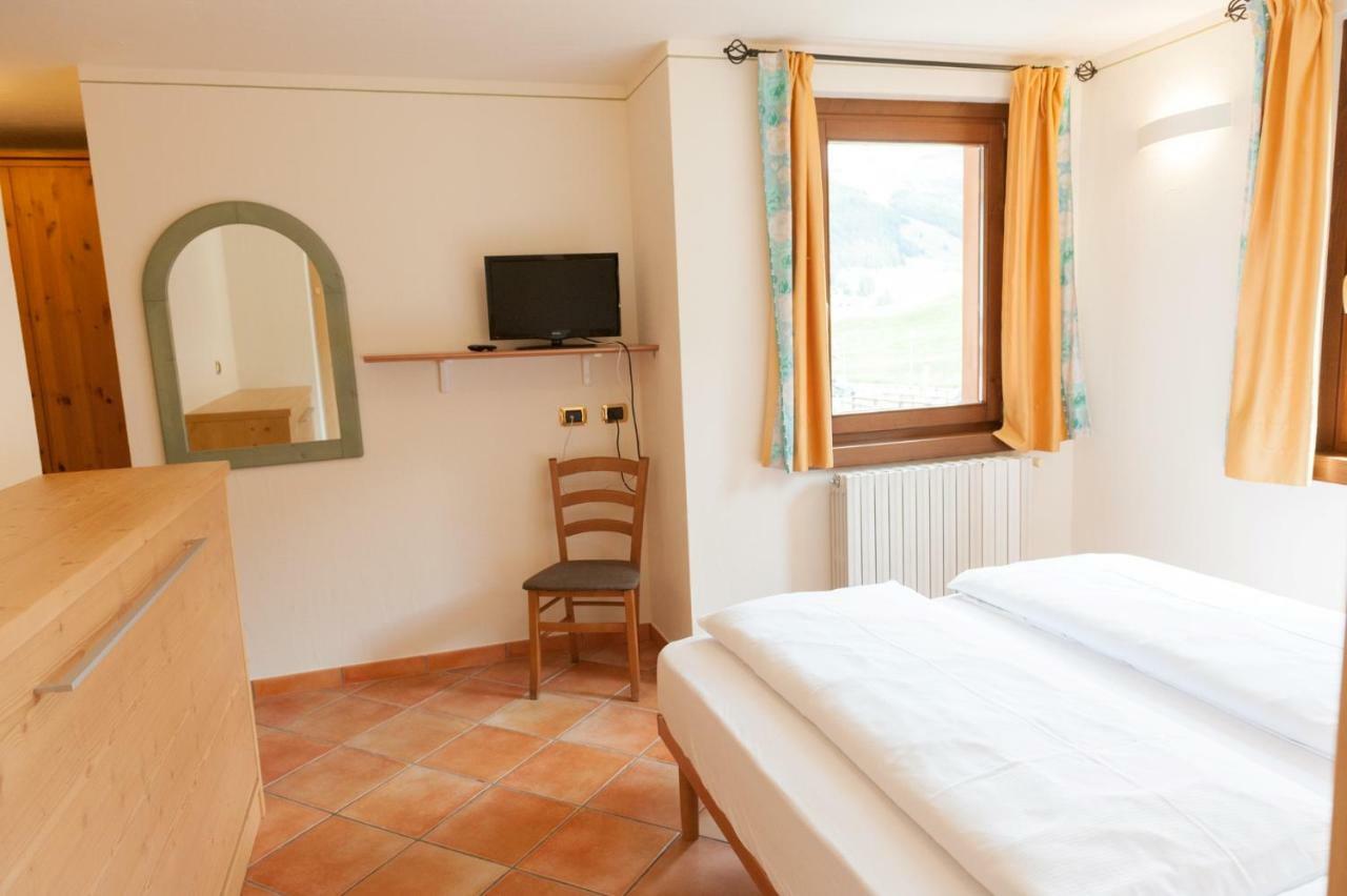 Residence Bait Da Mott Livigno Kültér fotó