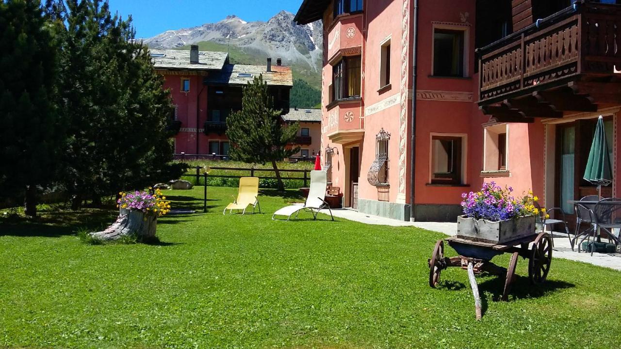 Residence Bait Da Mott Livigno Kültér fotó